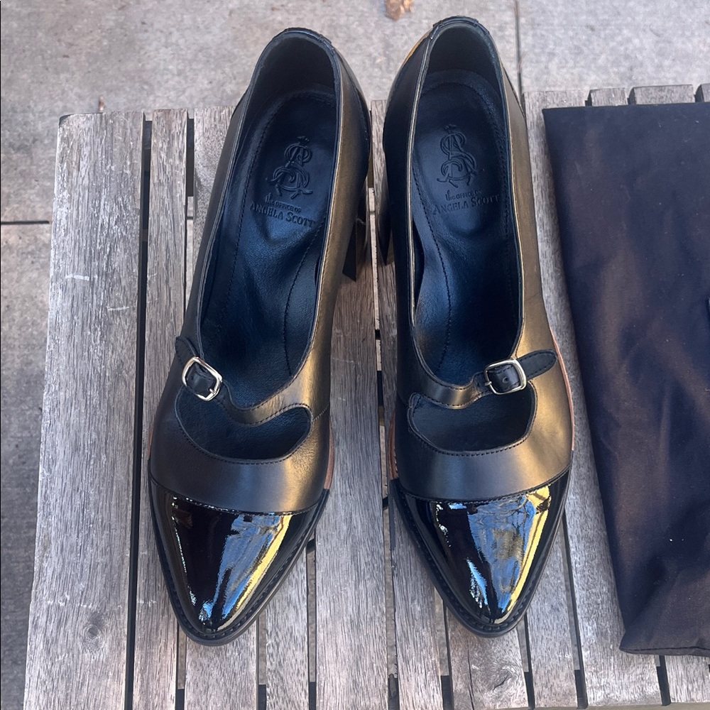OOAS Miss Eliza Chic Black Patent Leather Heels